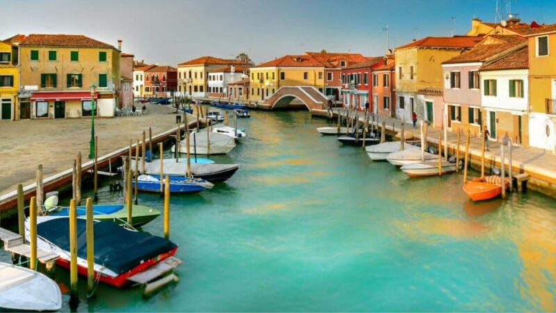 Murano: Walking Tour & Glass Factory with Local Guide - Visiting Murano’s Historic Churches and Cultural Sites