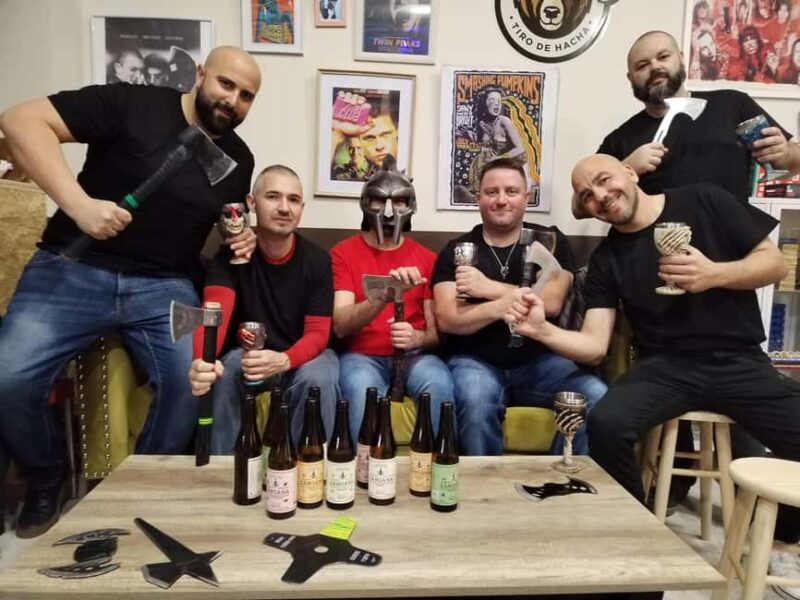 Murcia: 1-hour axe throwing at a rock bar in the center - The Venue’s Unique Atmosphere and Music Scene