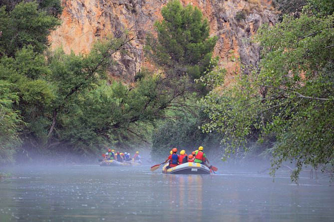 Murcia: Canyon of Almadenes Rafting, Caves & Photos - Encountering the Cave of the Otters