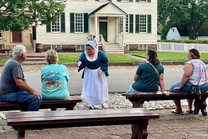 Murder, Mayhem, and Scandal: 1-hour Historical Character Tour - The Chiswell House and Its Scandalous Secrets