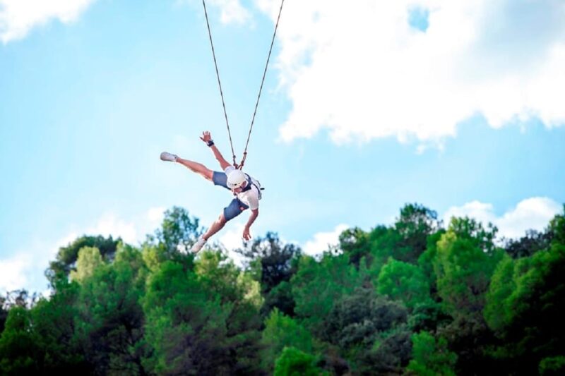 Murillo de Gállego Huesca: Bungee jumping over the river - Key Points
