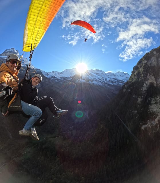 Mürren: Paragliding over Lauterbrunnen Cliffs and Waterfalls - Mürren as the Starting Point for Paragliding