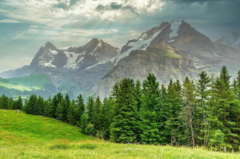 Murren - Private Guided Walking Tour - Strolling Through Mürren’s Fairytale-Like Streets