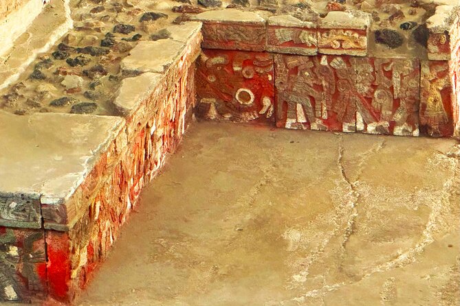 Museo del Templo Mayor / Urban Archaeology - Small Groups - Logistics: Meeting Point and Group Size
