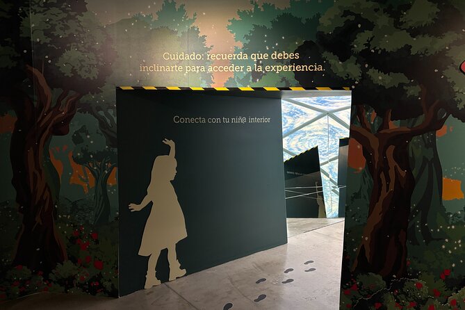 Museum Memory and Tolerance-Children in Silence ticket entry - Practical Information: Meeting Points and Accessibility