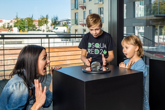 Museum of Illusions Wroclaw Entrance Ticket - Staff and Guided Tours: Personalized Service and Experience