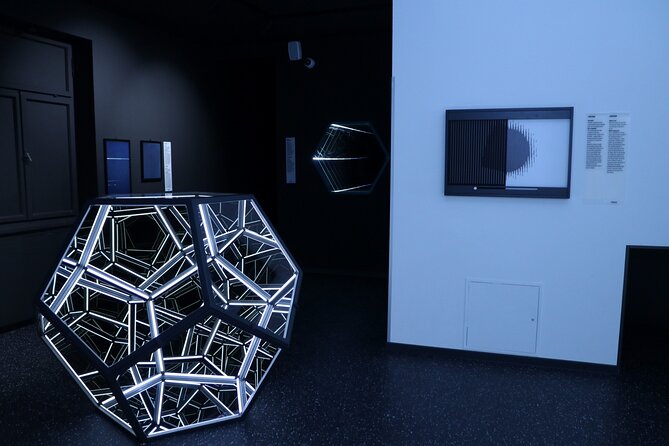 Museum of Illusions Zagreb - Who Will Enjoy the Museum of Illusions Zagreb?