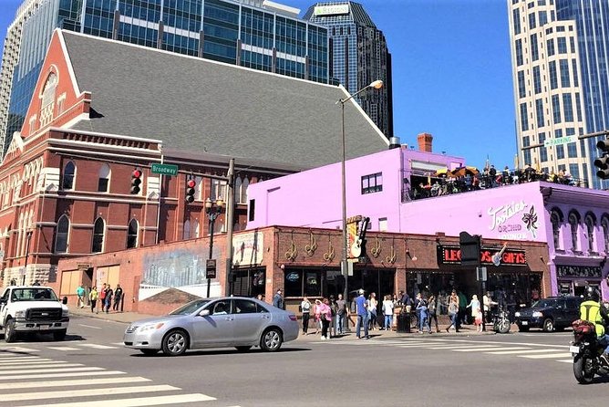 Music City Food, Drink, Sightseeing Walking Tour along Broadway - The Food and Drink Experience