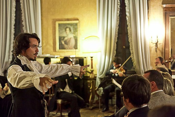 Musica a Palazzo 'Traveling Opera' Performance in Venice - Audience Experience and Overall Atmosphere
