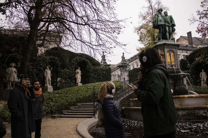 MUSICAL TOUR OF BRUSSELS (SPANISH) - Exploring the Historic Square of Petit Sablon