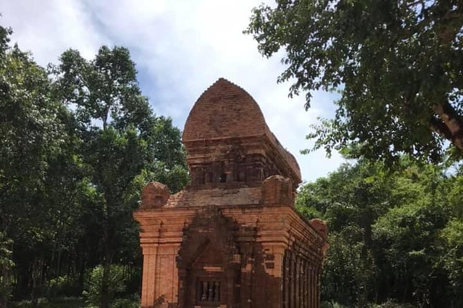 My Son Early Morning Tour & Golden Bridge Ba Na Hill via Cable Car Tour(Private) - Scenic Ride on the Guinness World Record Cable Car