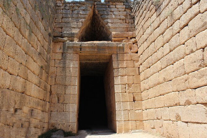 Mycenae: Ticket for Mycenae Archaeological Site - Discovering the Royal Tombs of Mycenae