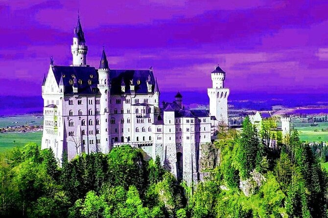 MY*GUiDE EXCLUSiVE Neuschwanstein Tour INCL. TICKETS from GARMISCH-PARTENKIRCHEN - Scenic Route Passing the Plansee Lake and Austrian Border