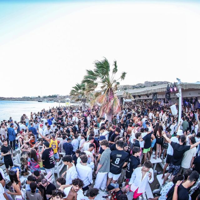 Mykonos: Best Beach Clubs Crawl Day Party - Starting Point and Transportation Logistics