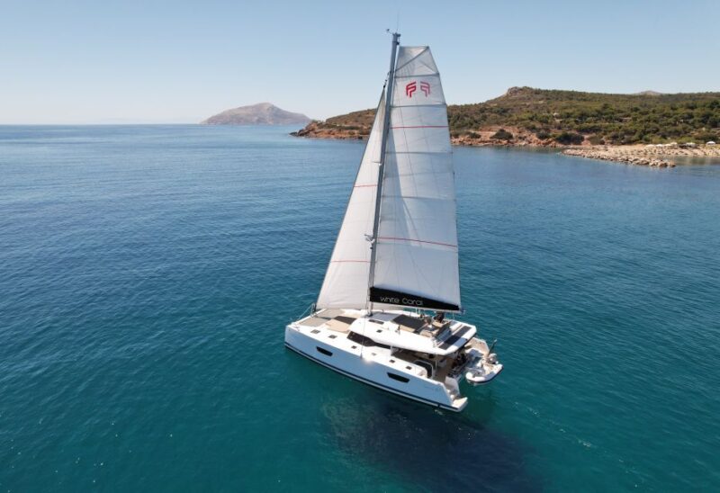 Mykonos: Catamaran Cruise with 3-Course Meal and Transfers - Experience Luxurious Sailing on Brand New Catamarans in Mykonos