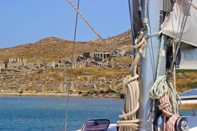 Mykonos Catamaran Private Sunset Cruise, Full Meal & Open-Bar - Additional Amenities: WiFi, Bluetooth, and Group Discounts