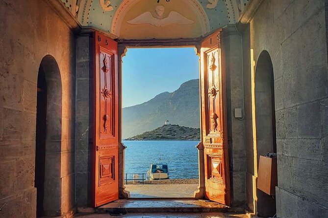Mykonos Coastal Delights: A Cruise Passenger's Dream Day - The Windmills: Iconic Structures with Panoramic Views