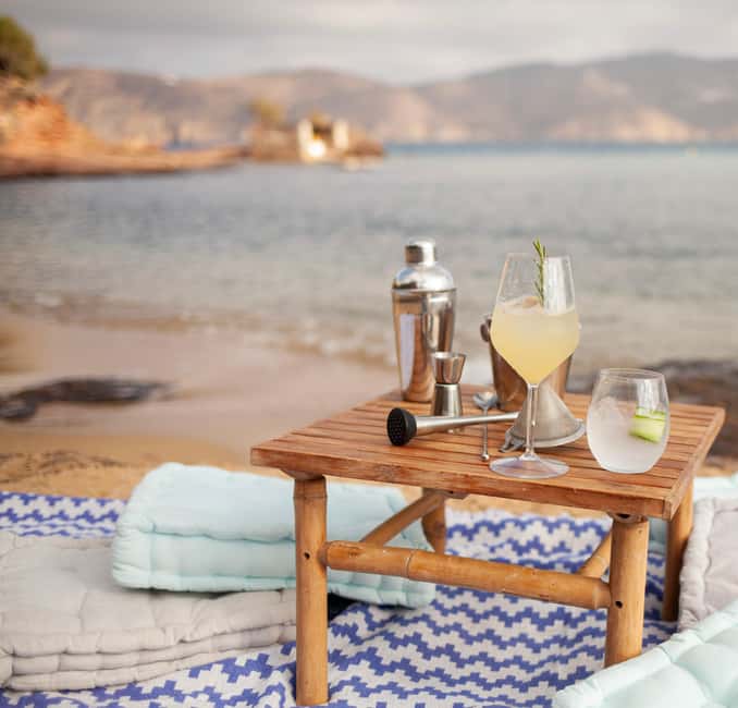 Mykonos: Cocktail Making Class on a Secluded Beach - Discover the Unique Cocktail Making Experience on a Secluded Mykonos Beach