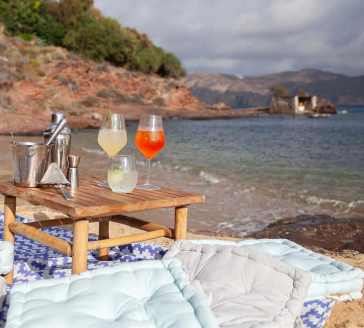 Mykonos: Cocktail Making Class on a Secluded Beach - Key Points