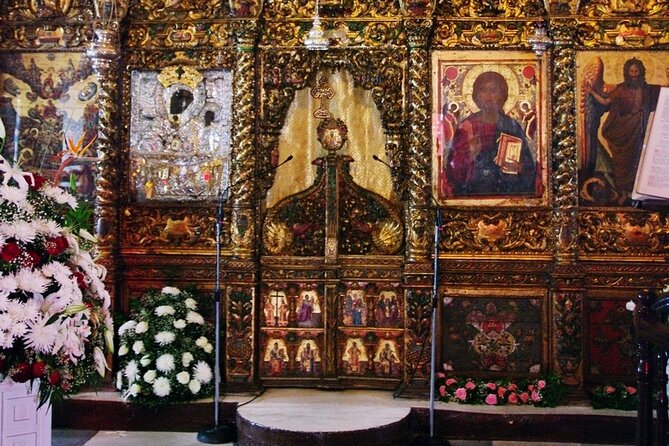 Mykonos Highlights by a local - Exploring Mykonos Town’s Charm and Landmarks