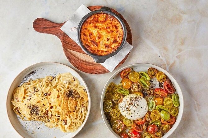 Mykonos Private Island Tour with Transfers and Greek Meal - Wandering the Streets of Mykonos Town