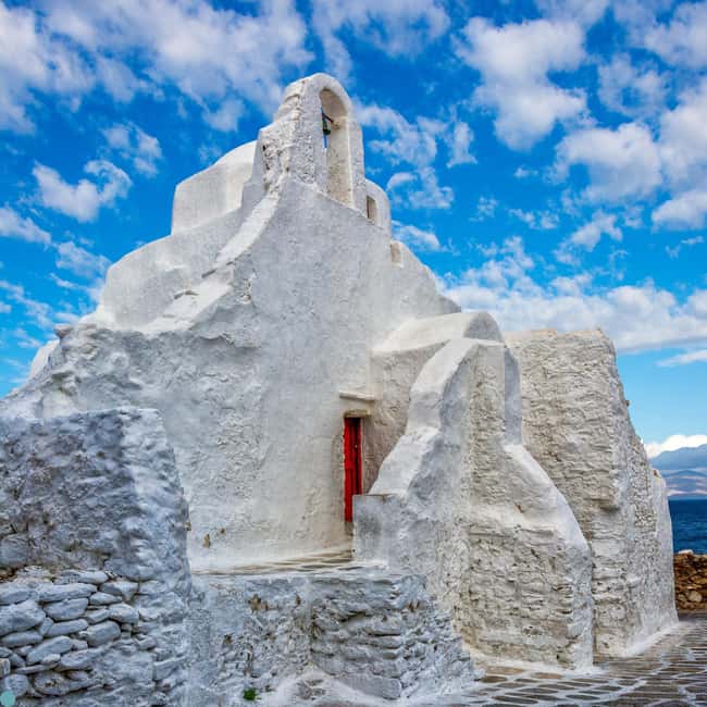 Mykonos: Small Group Tour for Cruise Passengers Port Pickup - The Guides Role in Making the Tour Special