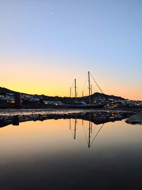 Mykonos: Sunset Boat Cruise with Light Dinner & Drinks - Sunset Views and the Light Dinner on Board