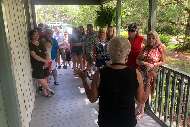 Myrtle Beach Area Ghosts, Pirates and Historic Families Trolley Tour - The Guide’s Storytelling Style and Knowledge