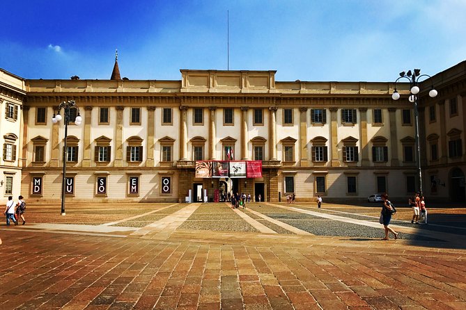 Mysteries of Milan: Uncover the city's lesser-known tales on this audio tour - Discovering Ca Granda and Mausoleo Trivulzio