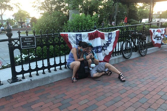 Mysteries on the Move: Scavenger Hunt in Boston - Key Points