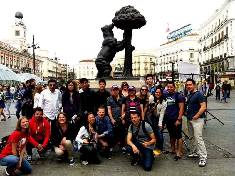Mysteries & Tapas Tour in Madrid + Trendy Bar - Pacing, Duration, and Accessibility