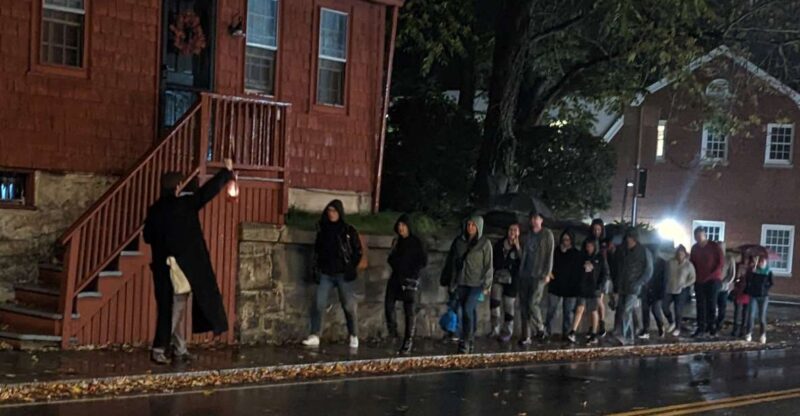 Mystic: Guided Ghost Tour of Downtown Mystic at Night - Key Points