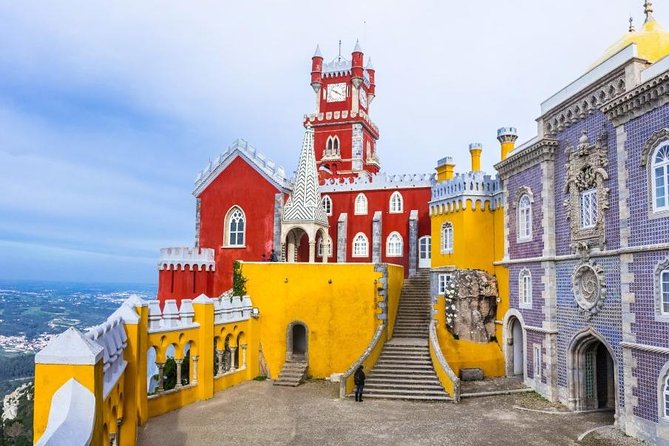 Mystic Sintra Private Tour: Best Day Trip From Lisbon - Visiting the Moorish Castle and Coastal Cliffs