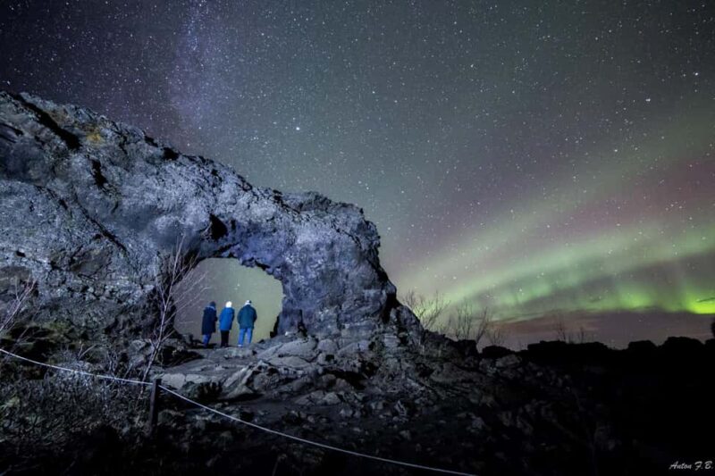 Mývatn: Northern Lights Tour with Guide - How the Guide Uses Experience to Maximize Sightings