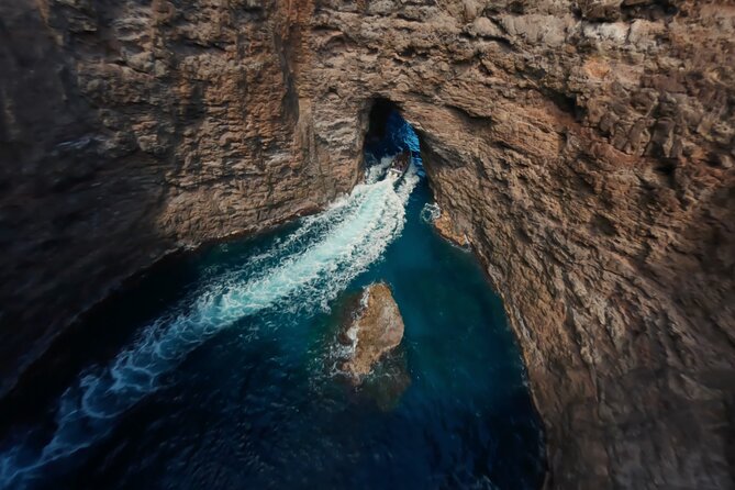 N Pali Coast Zodiac Raft Sea Caves Expedition on Kauai - The Unique Experience of Visiting Sea Caves