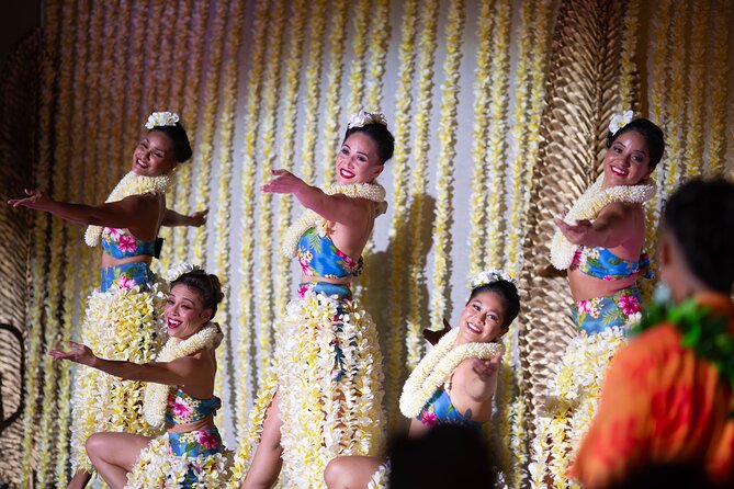 Na Lei Aloha Luau: A Boutique Luau in Waikiki - How the Show Celebrates Hawaiian Culture