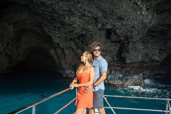 Na Pali Sunset & Sightsee Boat Tour - Unique Photo Opportunities and Natural Landmarks