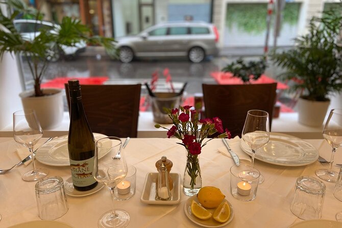 Nabiel's Vienna Cooking Class - Accessibility and Group Size Benefits