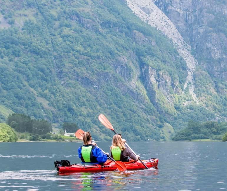 Nærøyfjord Full-Day Guided Kayaking Trip - Discover the Unique Experience of Kayaking the Nærøyfjord
