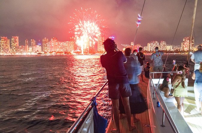 Nagaoka Fireworks Catamaran Sail in Waikiki - Why This Catamaran Sail Stands Out