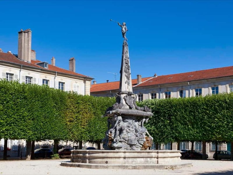 Nancy: Guided Walking Tour - Discovering Other Key Landmarks