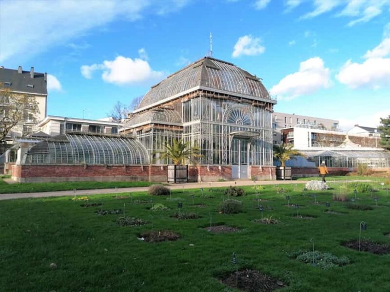 Nantes: Escape Game Outdoor - The elixir of the alchemist - Explore Nantes’ Unique Outdoor Escape Game for a 2-Hour Adventure