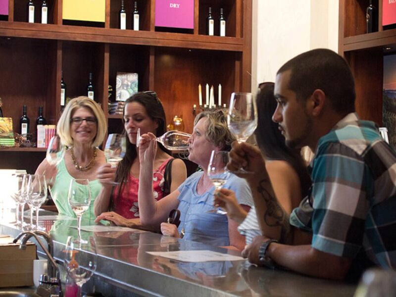 Napa Valley: Wine Tasting Tour by Open Air Trolley & Lunch - Accessibility and Suitability