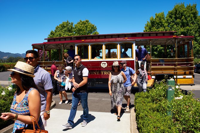 Napa Valley Wine Trolley Classic Tour - Accessibility and Physical Considerations