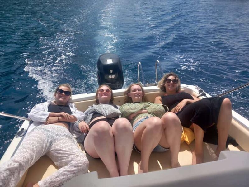 Naples: Bay of Naples Sunset Experience with Prosecco - Naples Sunset Cruise with Prosecco Starts at a Convenient Meeting Point