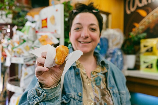 Naples by Night: Ultimate Neapolitan Tasting Tour - Pasta Dinner in Borgo Marinaro with Limóncello Toast