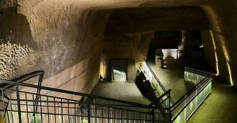 Naples: City and Lapis Museum Tour with an Archaeologist - Key Points