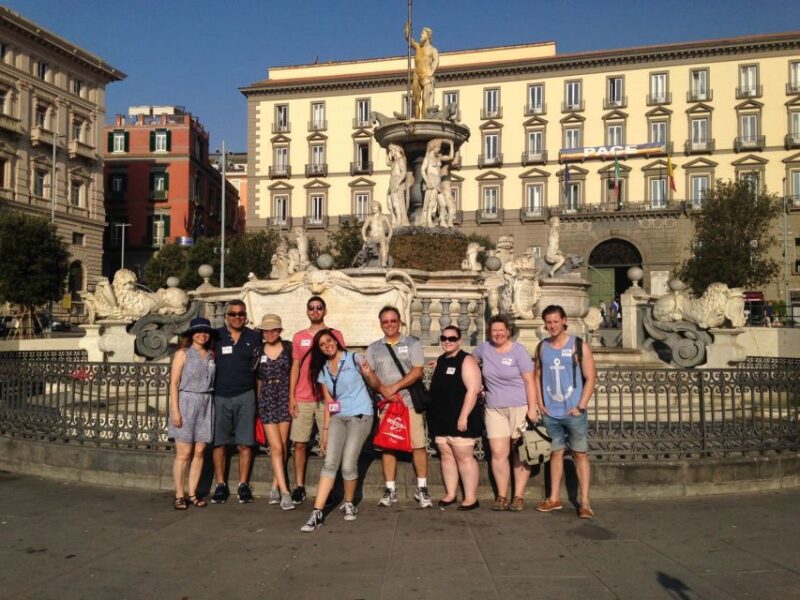 Naples: City and Street Food Market - Exploring Galleria Umberto I and Via Toledo