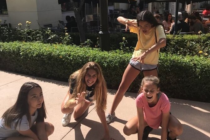 Naples City Scavenger Hunt by Zombie Scavengers - Meeting Point and Accessibility