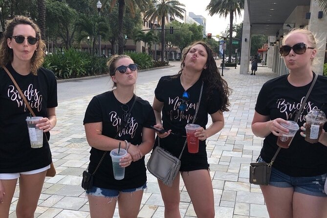 Naples City Scavenger Hunt by Zombie Scavengers - Pricing and Booking Flexibility